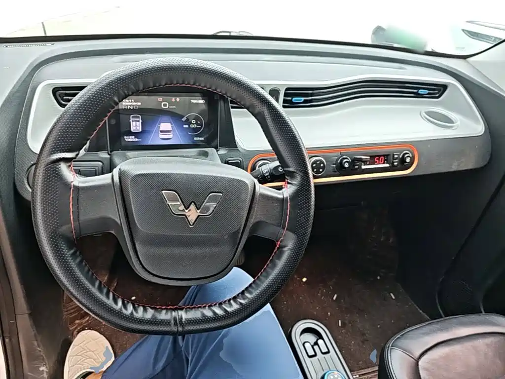 Wuling MINIEV — миниатюра 10