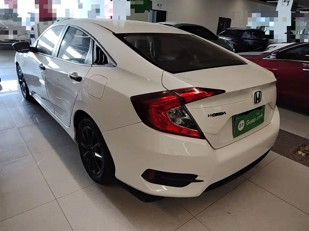 Honda Civic — миниатюра 5