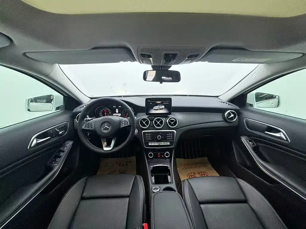 Mercedes-Benz GLA — миниатюра 7