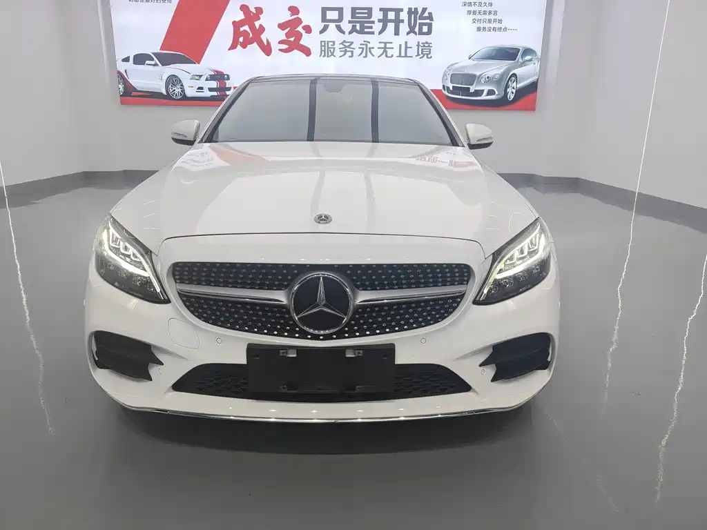 Mercedes-Benz C-Class — миниатюра 2