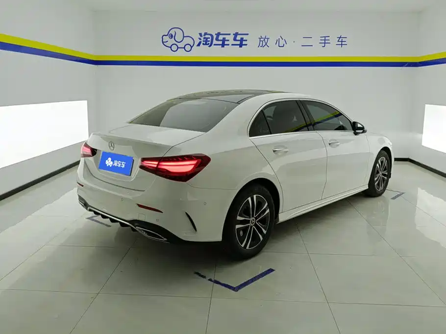 Mercedes-Benz A-Class — миниатюра 3