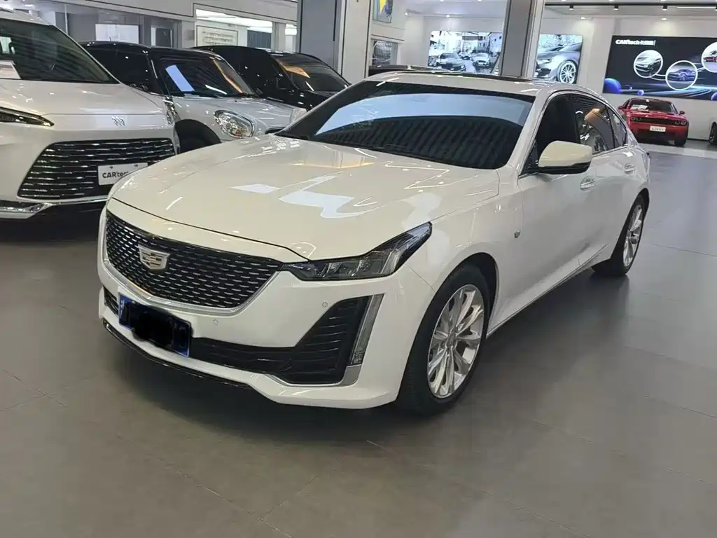 Cadillac CT5 — миниатюра 2