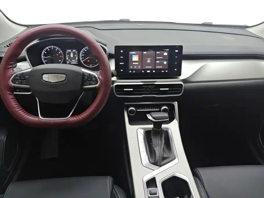 Geely Binyue — миниатюра 12