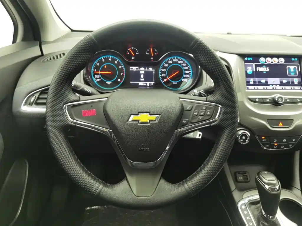 Chevrolet Cruze — миниатюра 11