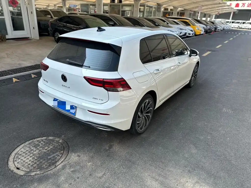 Volkswagen Golf — миниатюра 13