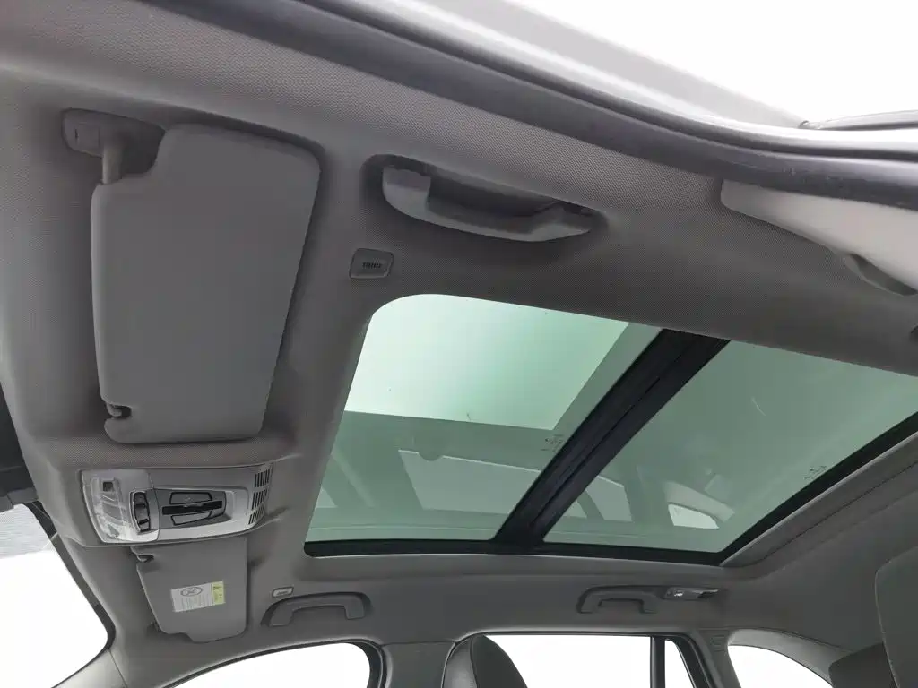 BMW X1 — миниатюра 14