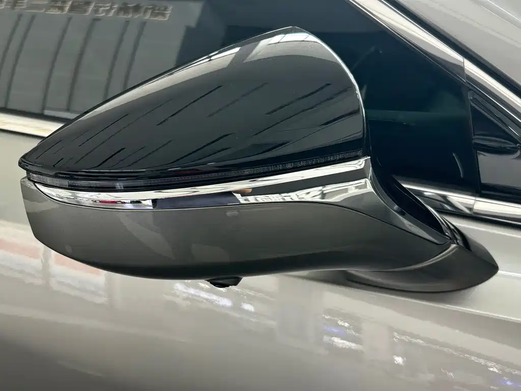Lexus ES — миниатюра 22