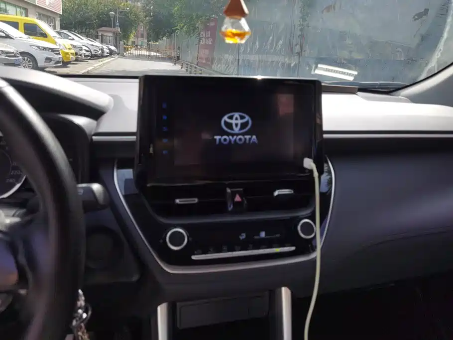 Toyota Frontlander — миниатюра 13