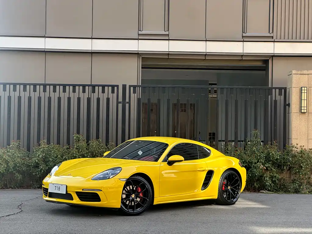 Porsche 718 2017