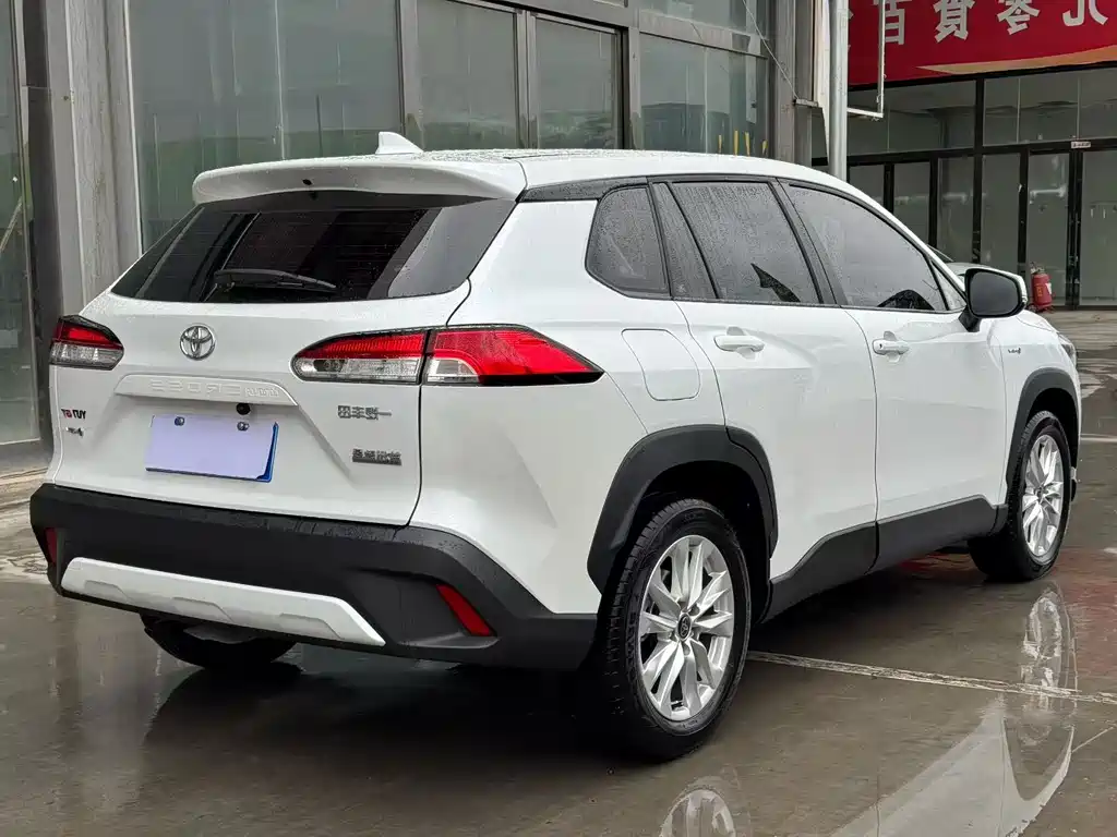 Toyota Corolla Cross — миниатюра 6