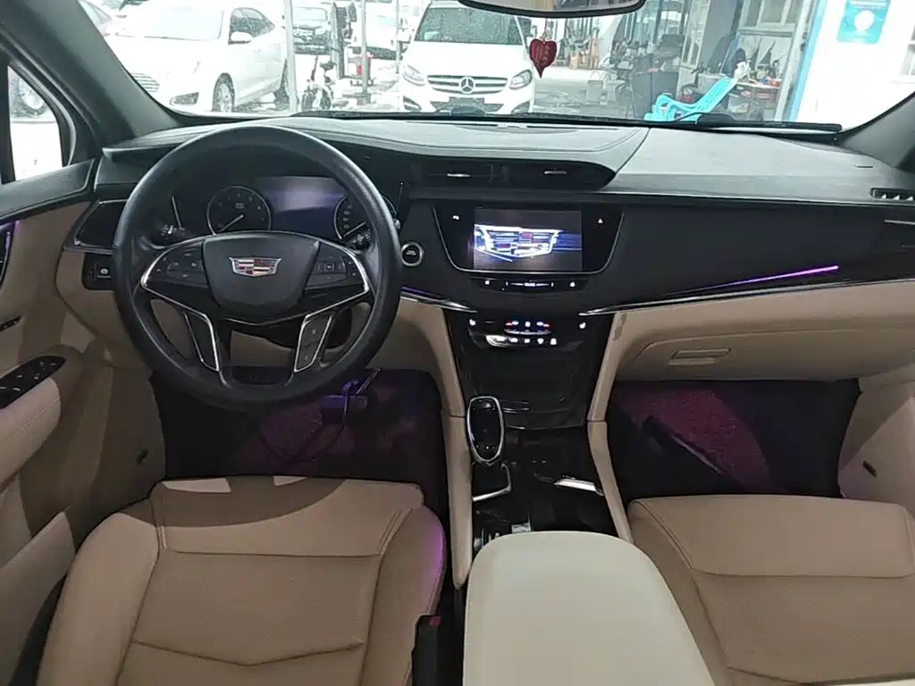 Cadillac XT5 — миниатюра 10