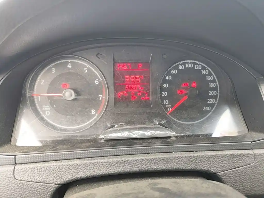 Volkswagen Santana — миниатюра 12