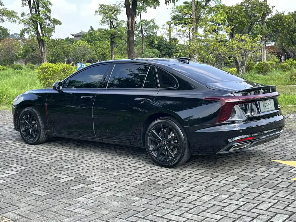 Hongqi Hongqi H5 — миниатюра 4