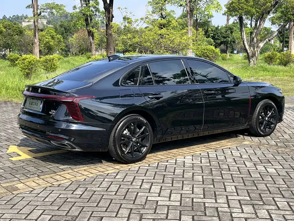 Hongqi Hongqi H5 — миниатюра 6