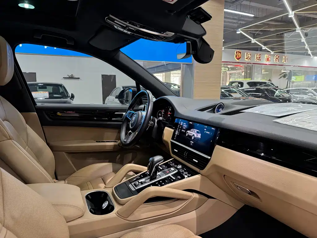 Porsche Cayenne 2018 Cayenne 3.0T