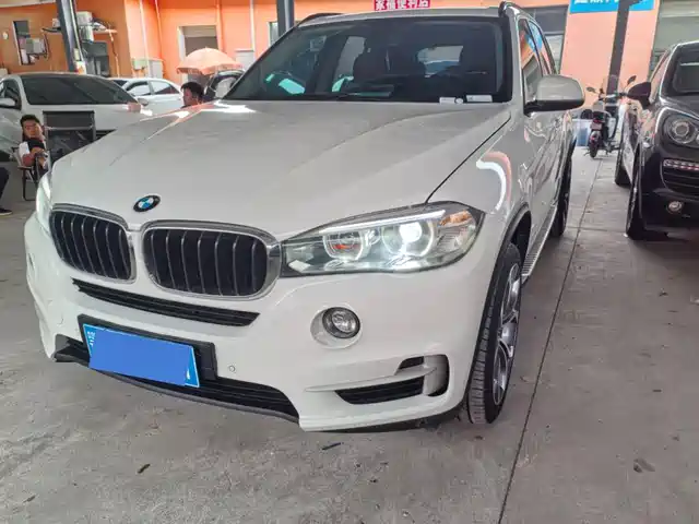 BMW  X5 2020