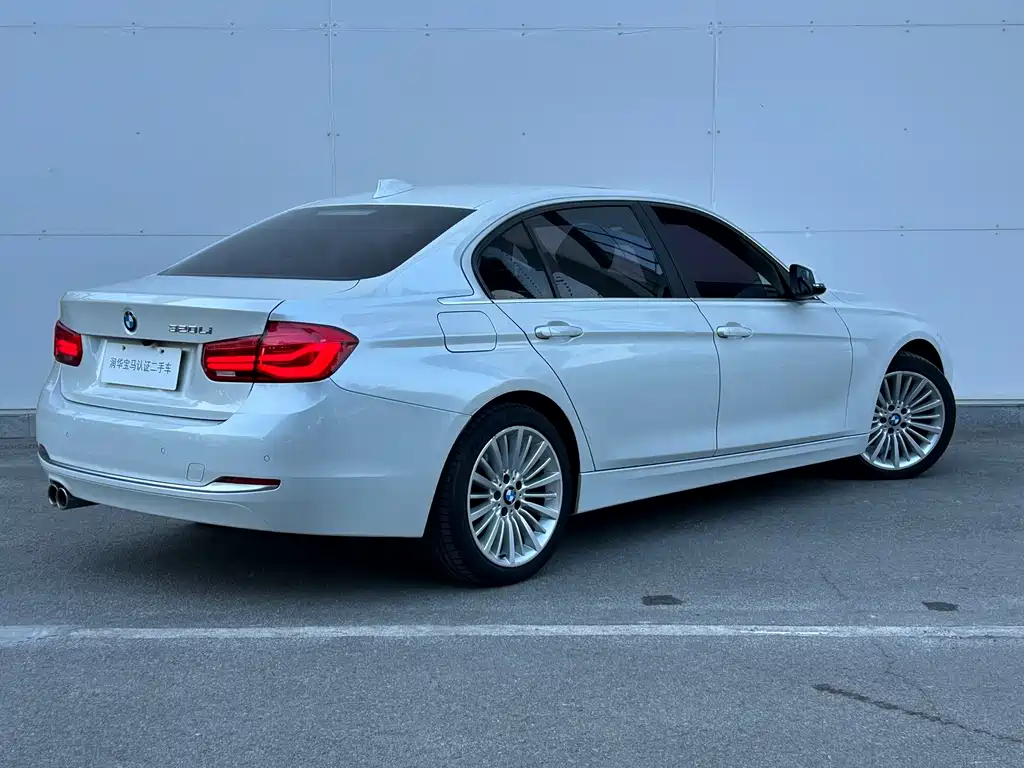 BMW 3 Series — миниатюра 4