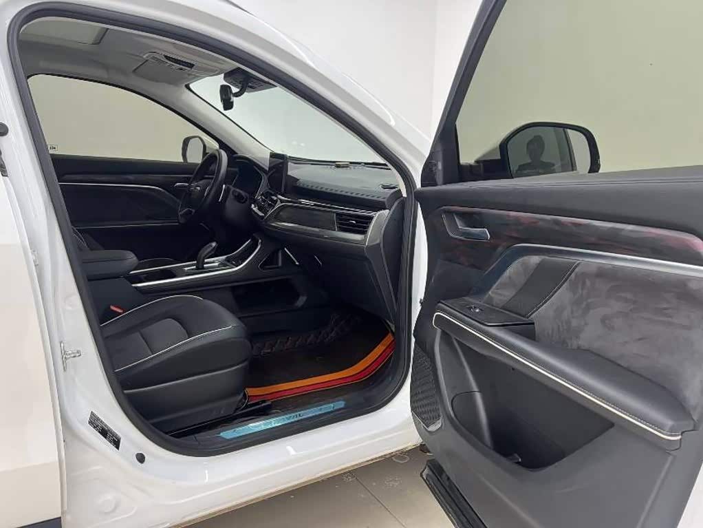 Haval Haval H6 1.5 л 2022 г. Белый, пробег 35000 км