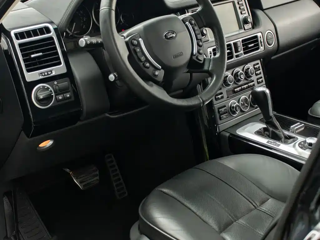 Land Rover Range Rover — миниатюра 10