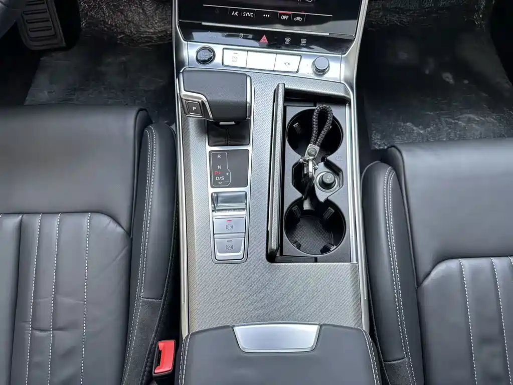 Audi A6L — миниатюра 13
