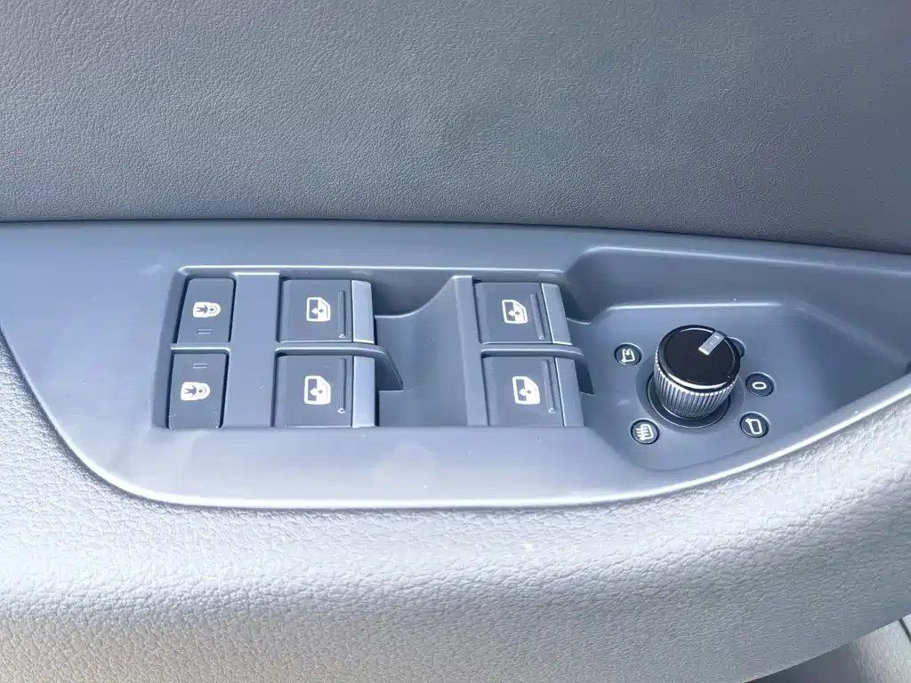 Audi A7L — миниатюра 34