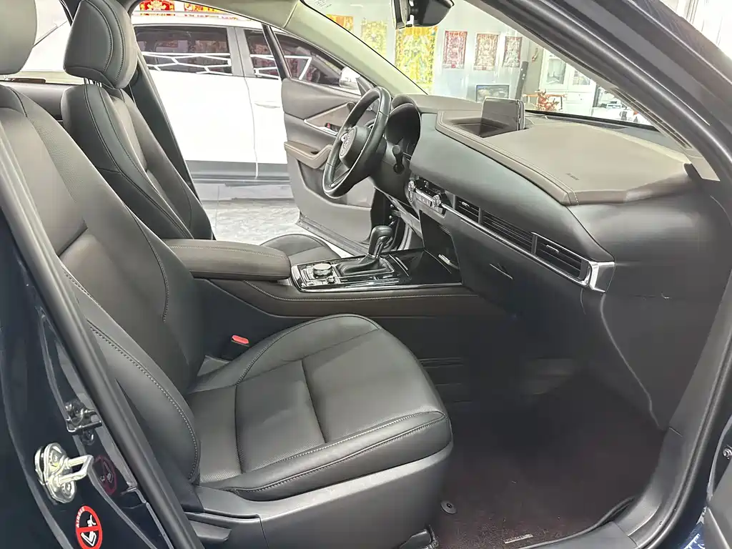 Mazda CX-30 — миниатюра 7