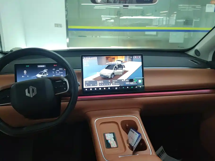 Leapmotor Leapmotor C10 — миниатюра 13