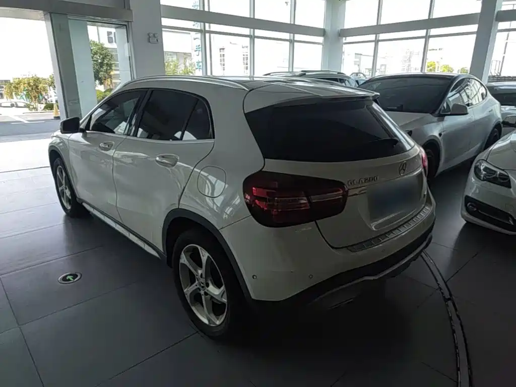 Mercedes-Benz GLA — миниатюра 5