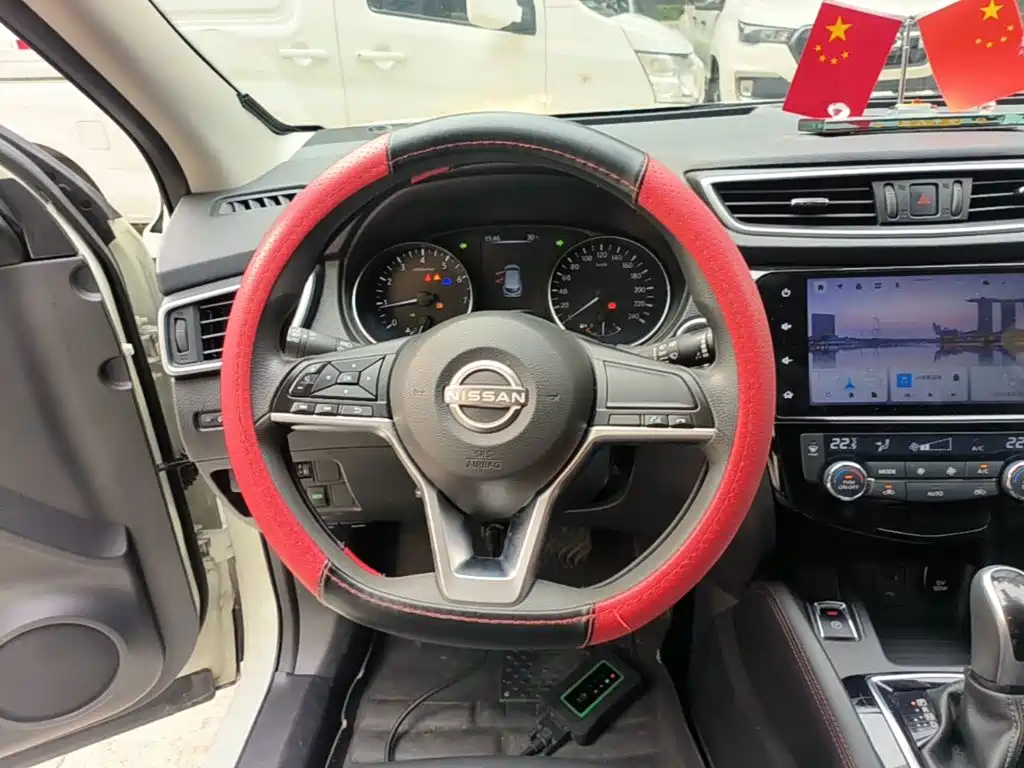 Nissan Qashqai — миниатюра 11