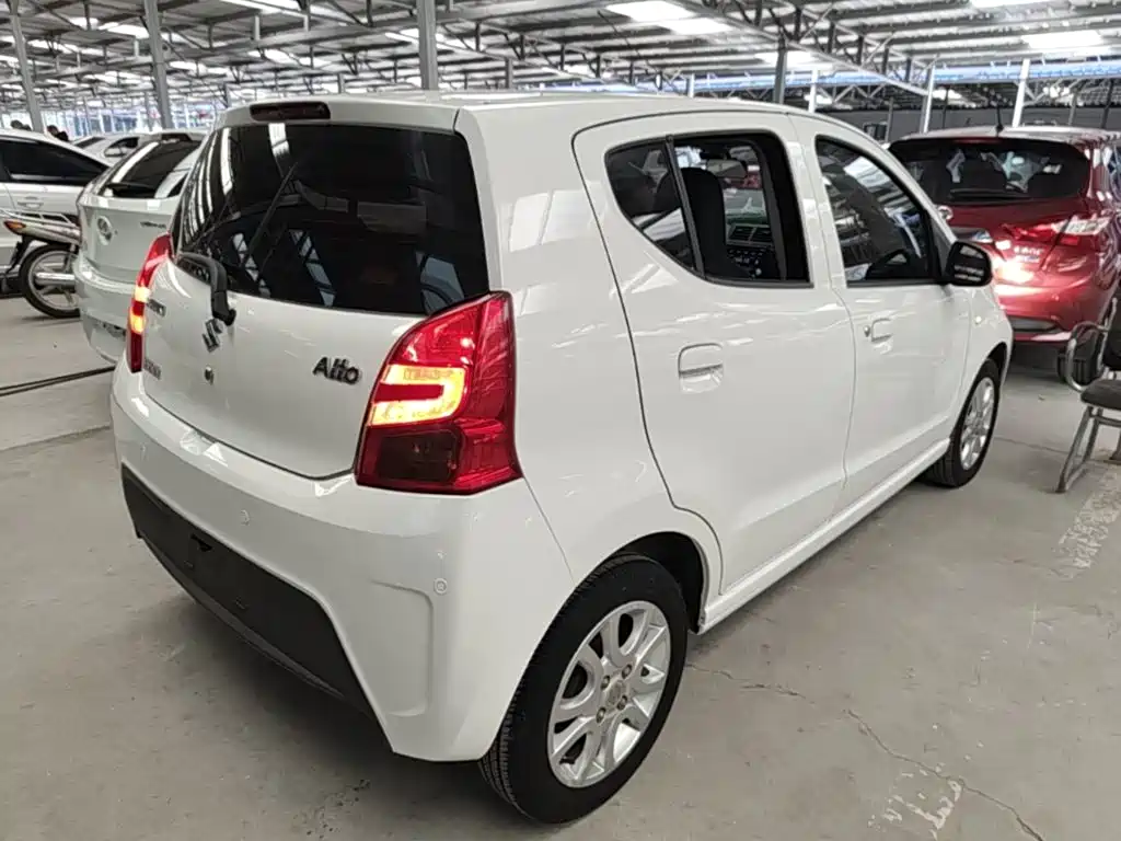 Suzuki Alto — миниатюра 7