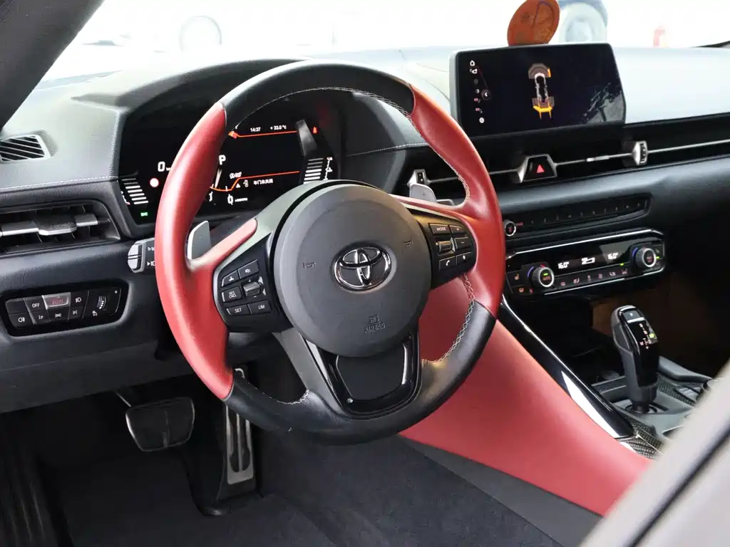 Toyota Supra — миниатюра 3