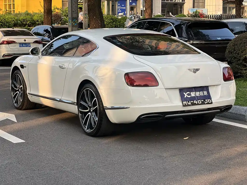 Bentley Continental — миниатюра 6