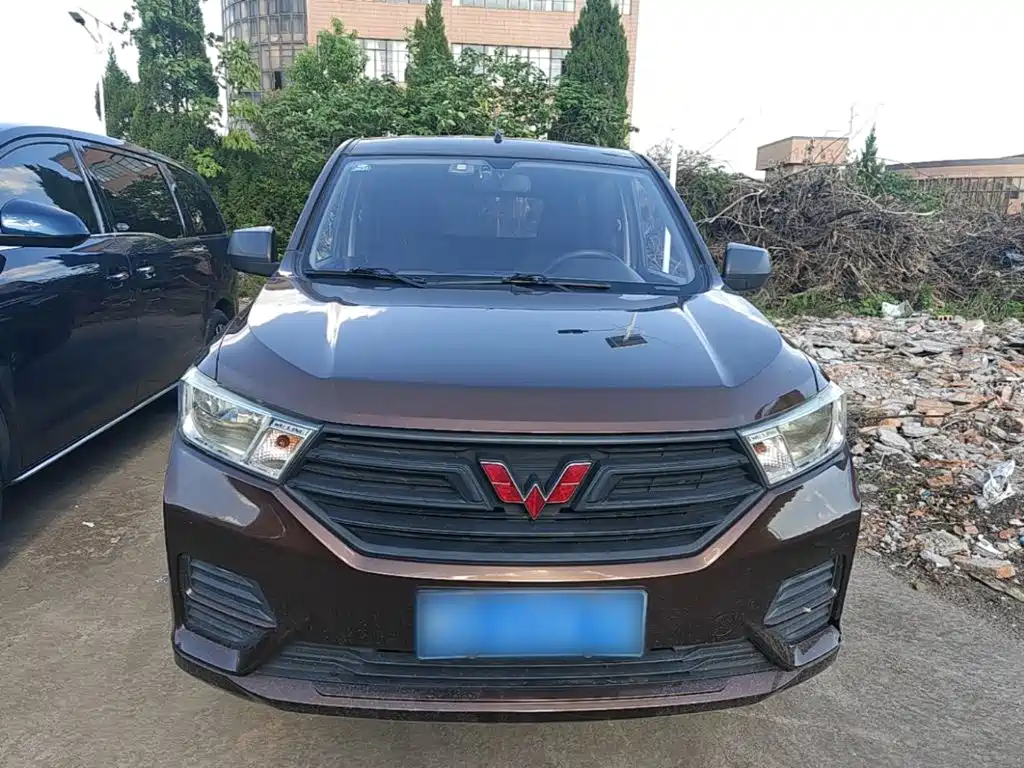 Wuling Hongguang — миниатюра 3