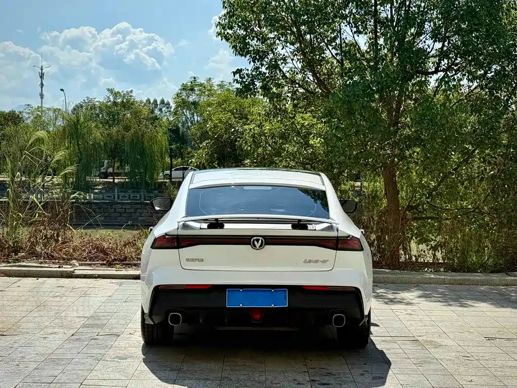 Changan UNI-V — миниатюра 4