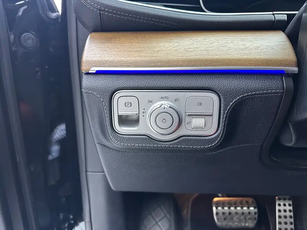 MERCEDES-BENZ GLE COUPE