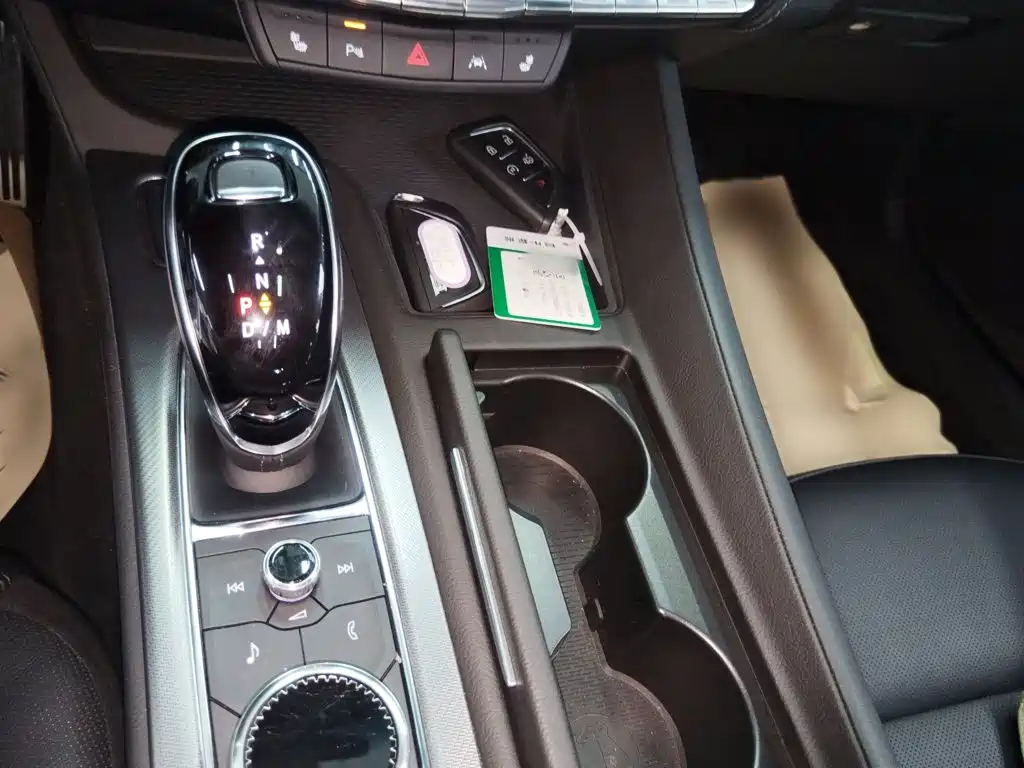 Cadillac CT5 — миниатюра 9
