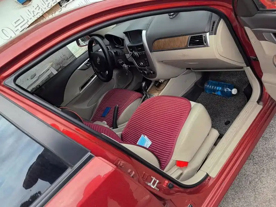 Buick Excelle — миниатюра 8