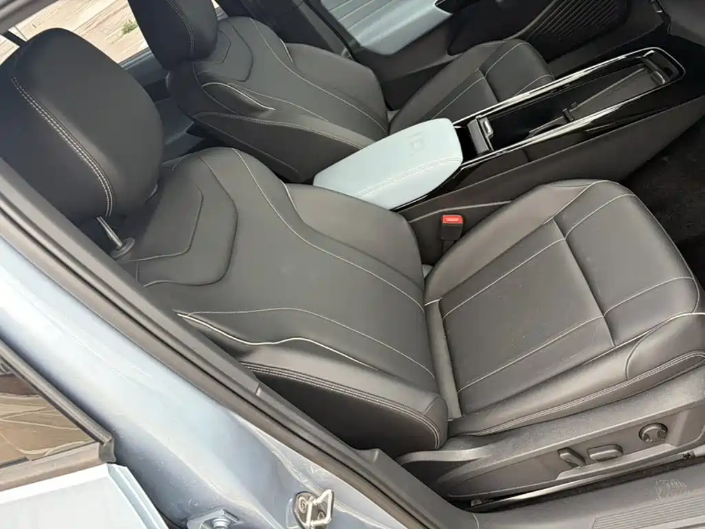 Volkswagen ID.4 X 2025 Smart