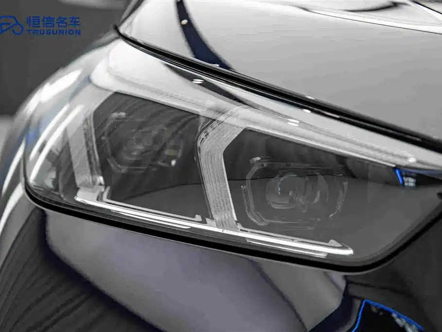 BMW X1 — миниатюра 10