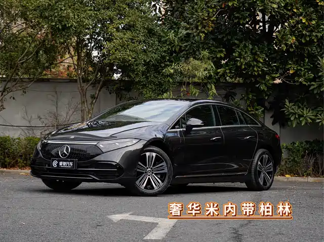 MERCEDES-BENZ EQS 2024