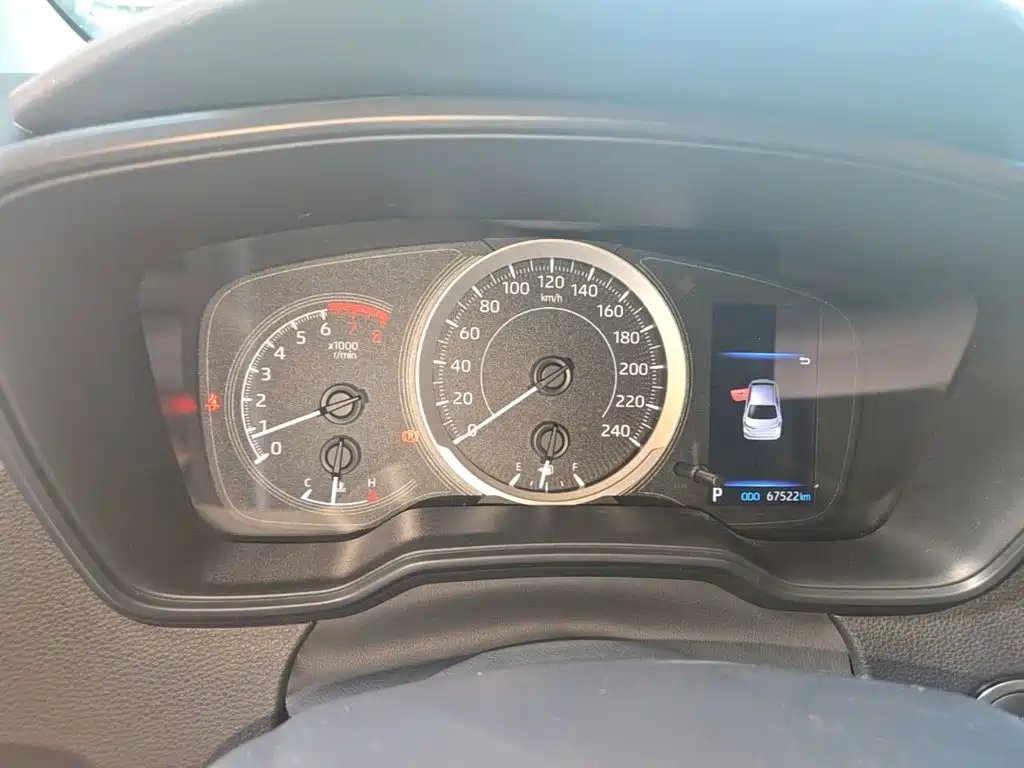 Toyota Corolla — миниатюра 12