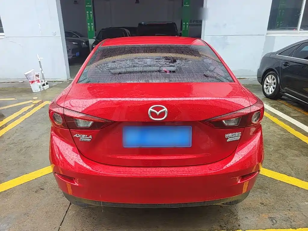 Mazda Mazda3 3 2016 1.5L AT Comfort