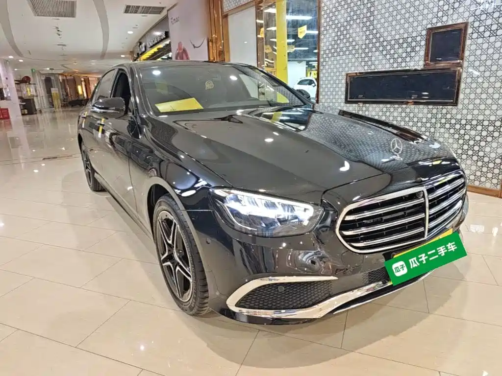 Mercedes-Benz E-Class (Import) — миниатюра 4