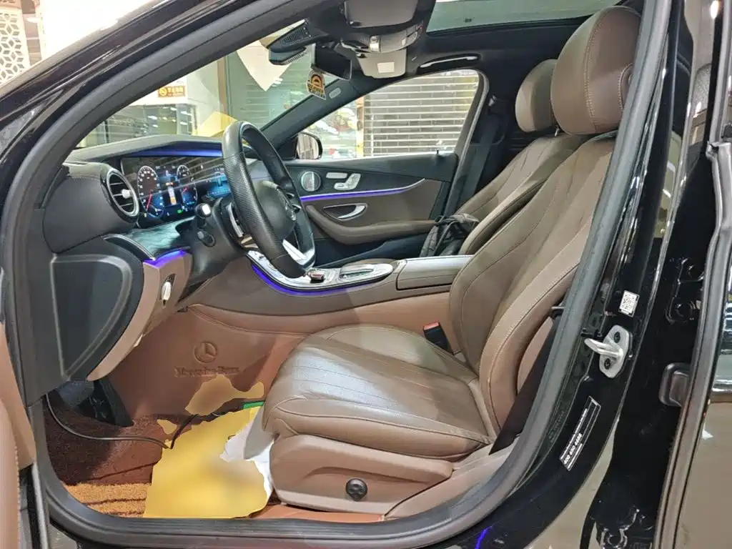 Mercedes-Benz E-Class (Import) — миниатюра 15