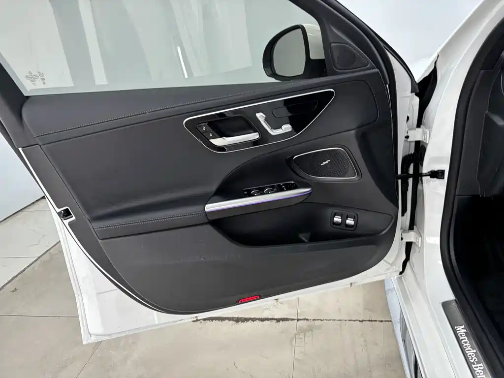 Mercedes-Benz C-Class New Energy — миниатюра 10