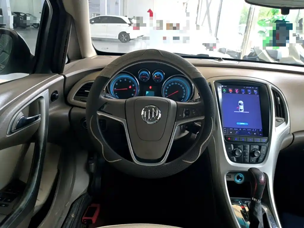 Buick Excelle — миниатюра 11