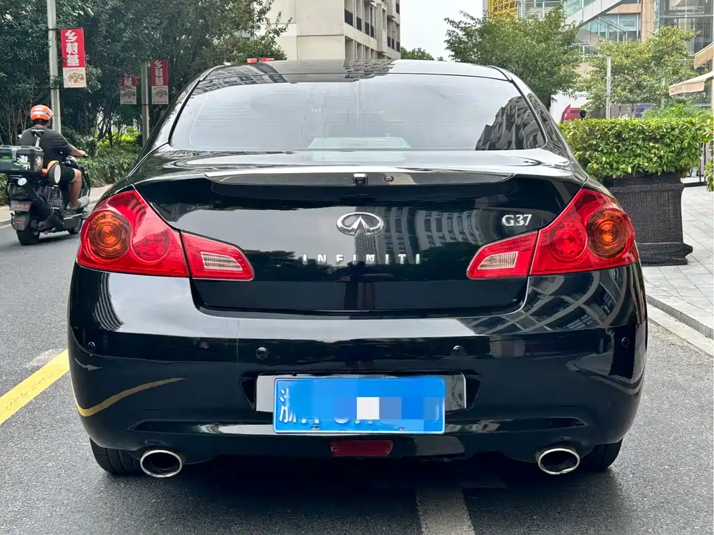 Infiniti G — миниатюра 4