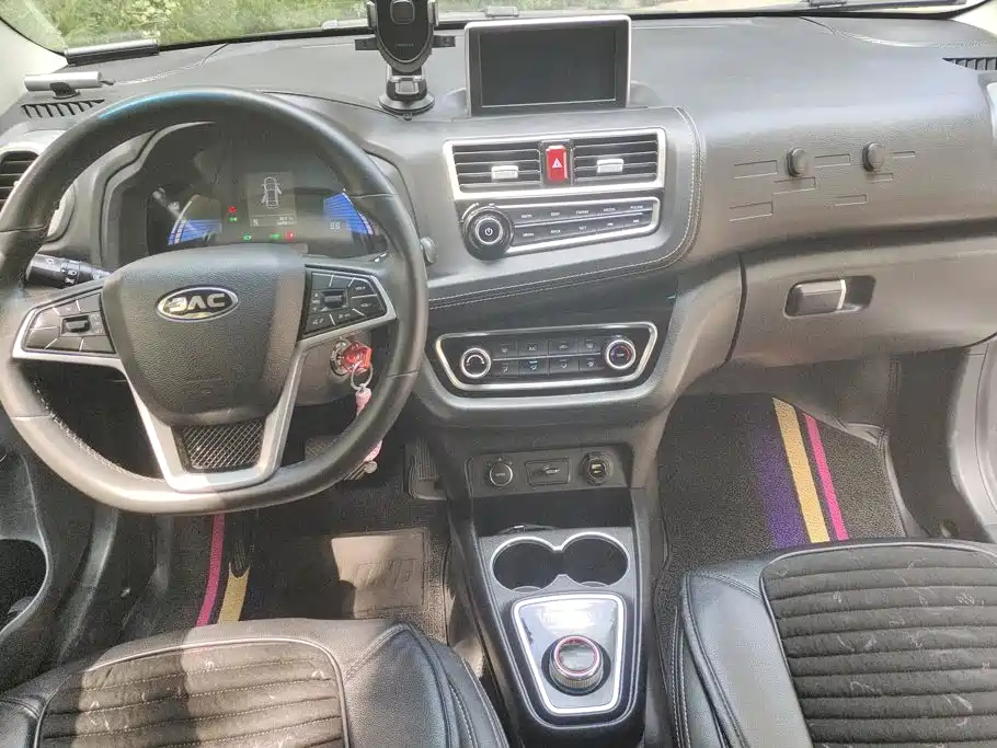 JAC JAC iEV6E — миниатюра 12
