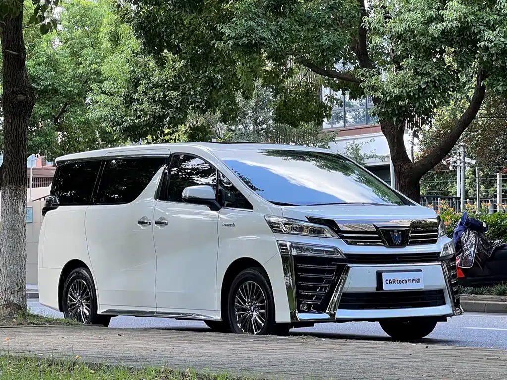 Toyota Vellfire — миниатюра 3