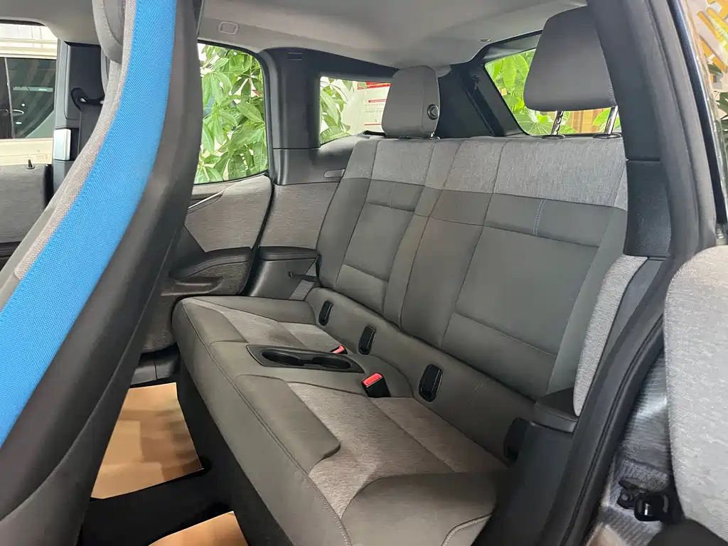 BMW i3 (Import) — миниатюра 8